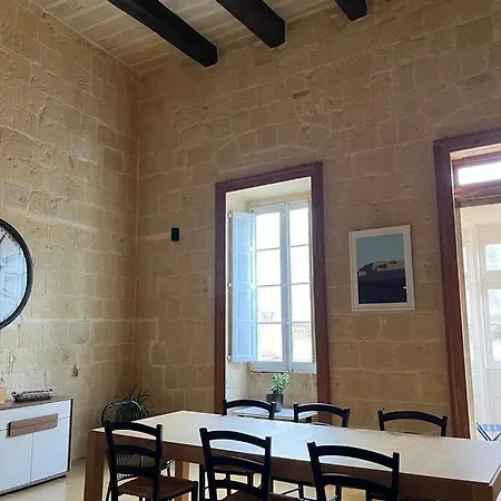 '19, Kenn L-istorja' A Remarkable 500 Years Old House Of Character Σπίτι διακοπών