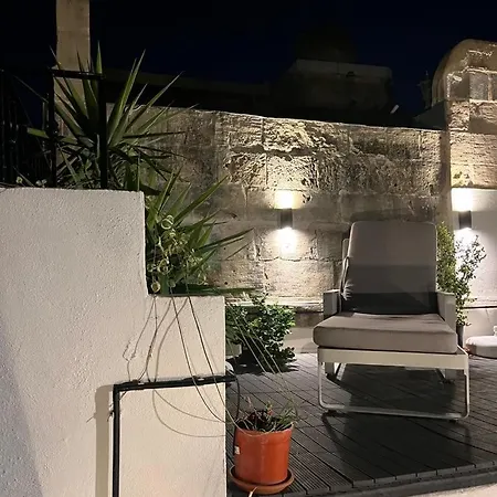 '19, Kenn L-istorja' A Remarkable 500 Years Old House Of Character *