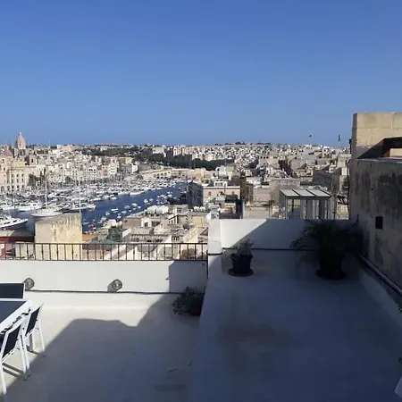 '19, Kenn L-istorja' A Remarkable 500 Years Old House Of Character Σπίτι διακοπών