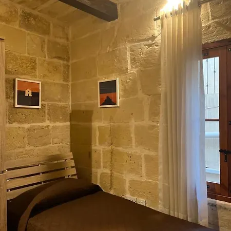 '19, Kenn L-istorja' A Remarkable 500 Years Old House Of Character