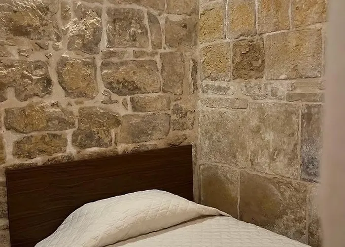 '19, Kenn L-istorja' A Remarkable 500 Years Old House Of Character Senglea