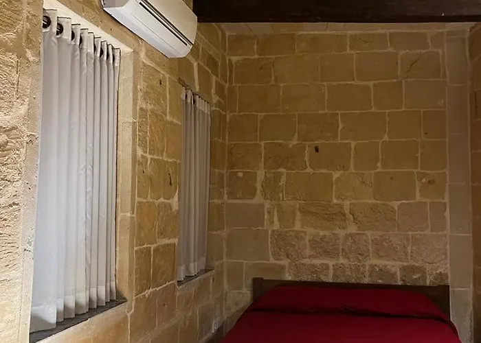 '19, Kenn L-istorja' A Remarkable 500 Years Old House Of Character * Senglea